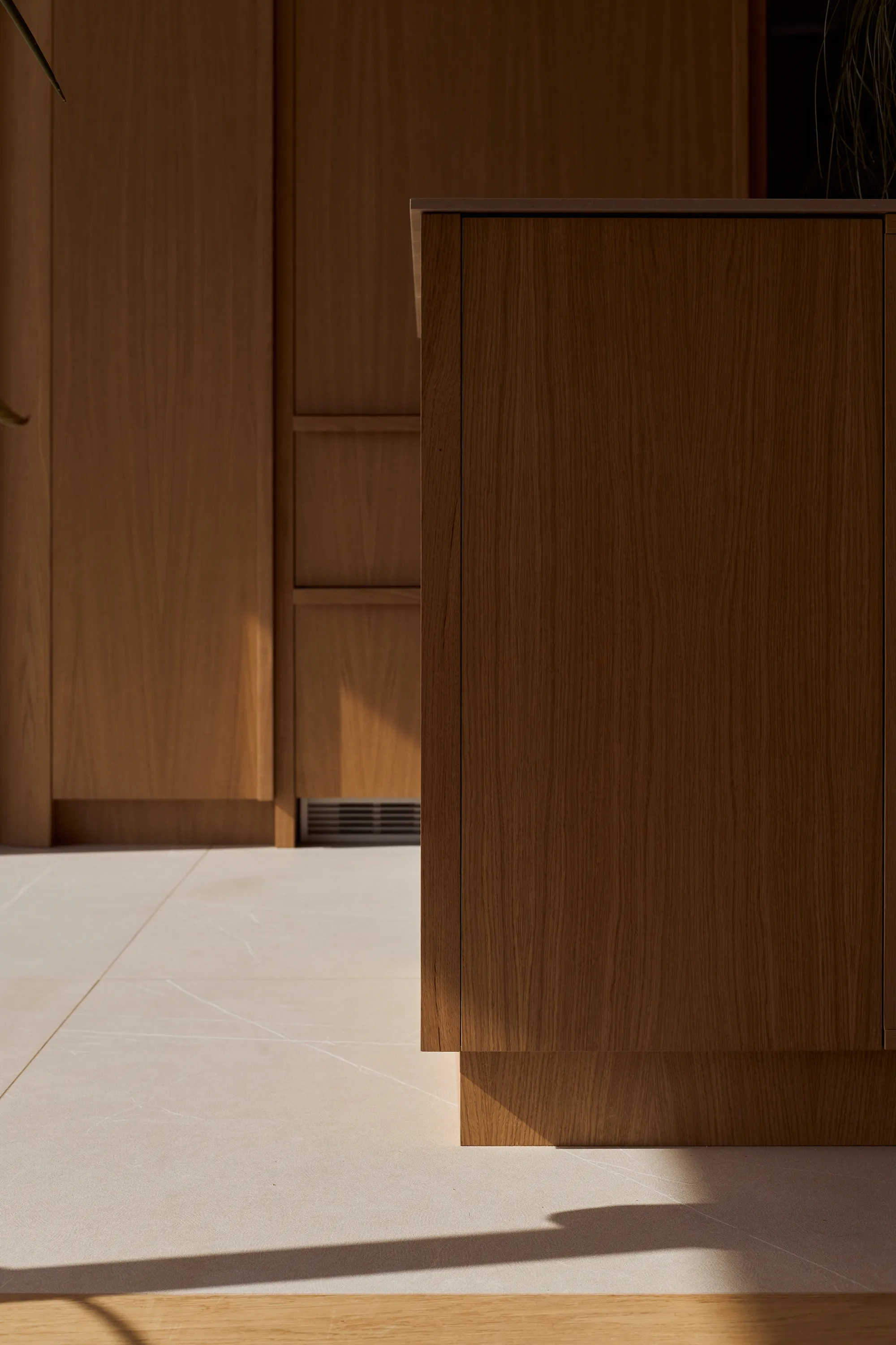 The White Oak Kitchen — view 13
